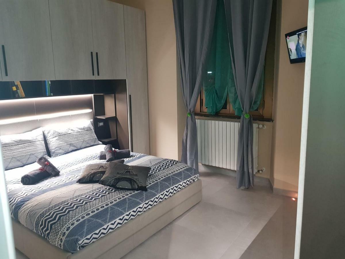 Suite In Milano Certosa Station Milão Exterior foto